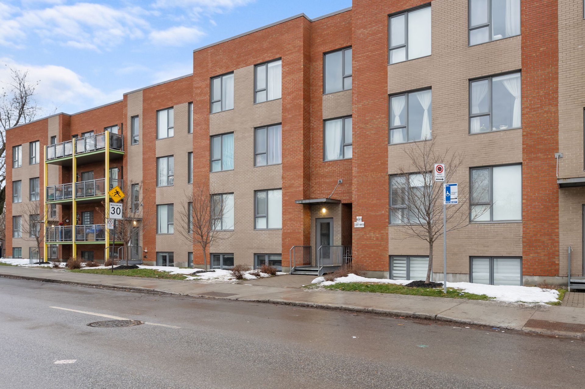 Joelle Bitar / #12579252