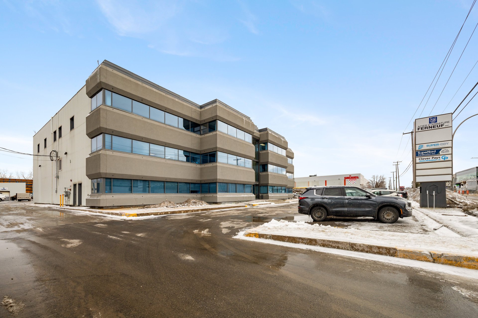 #310 - 2285 Av. Francis-Hughes
