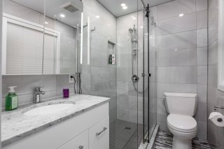 Ensuite bathroom