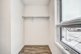 Walk-in closet