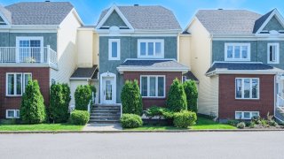 966 Boul. Sir-Wilfrid-Laurier