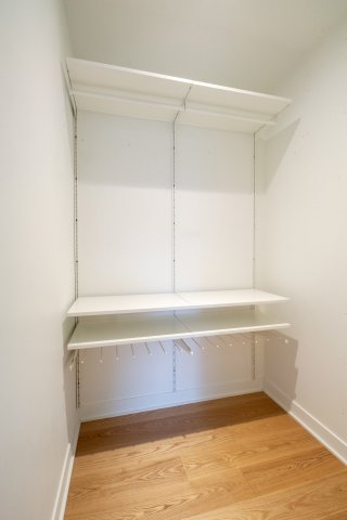 Walk-in closet