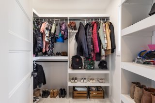 Walk-in closet