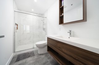 Salle de bains attenante à la CCP