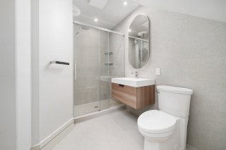 Ensuite bathroom