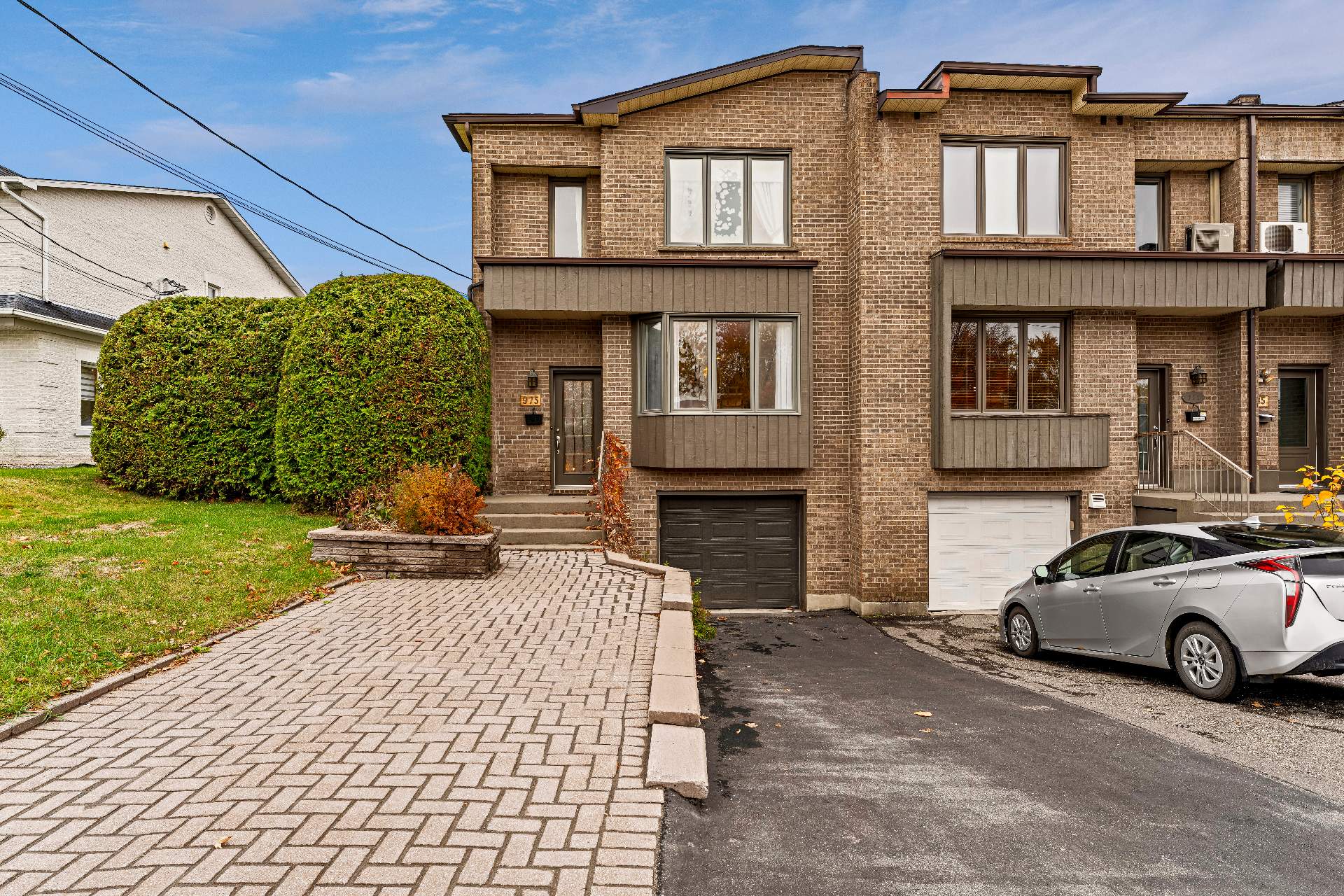 975 Boul. Jacques-Cartier N.