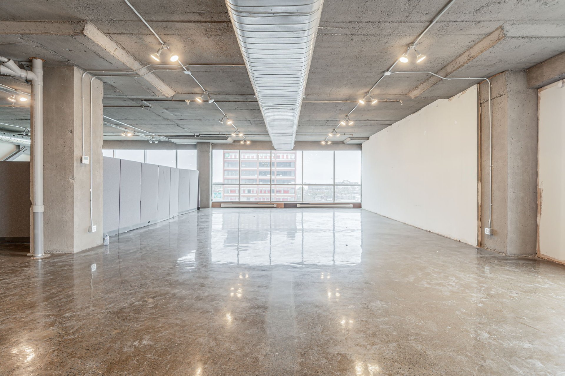 #804 - 3737 Boul. Crémazie E.