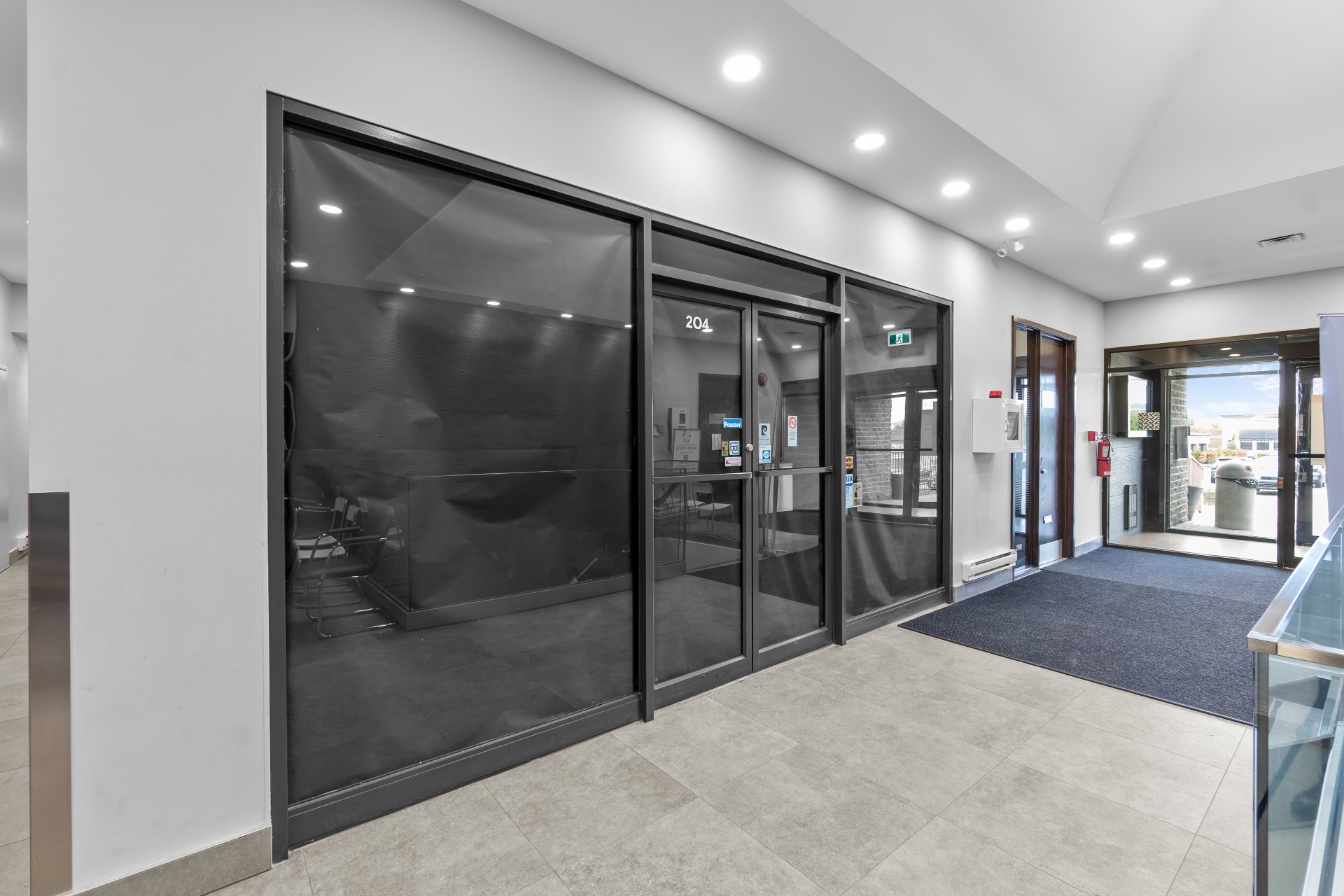 #204 - 3400 Rue du Marché