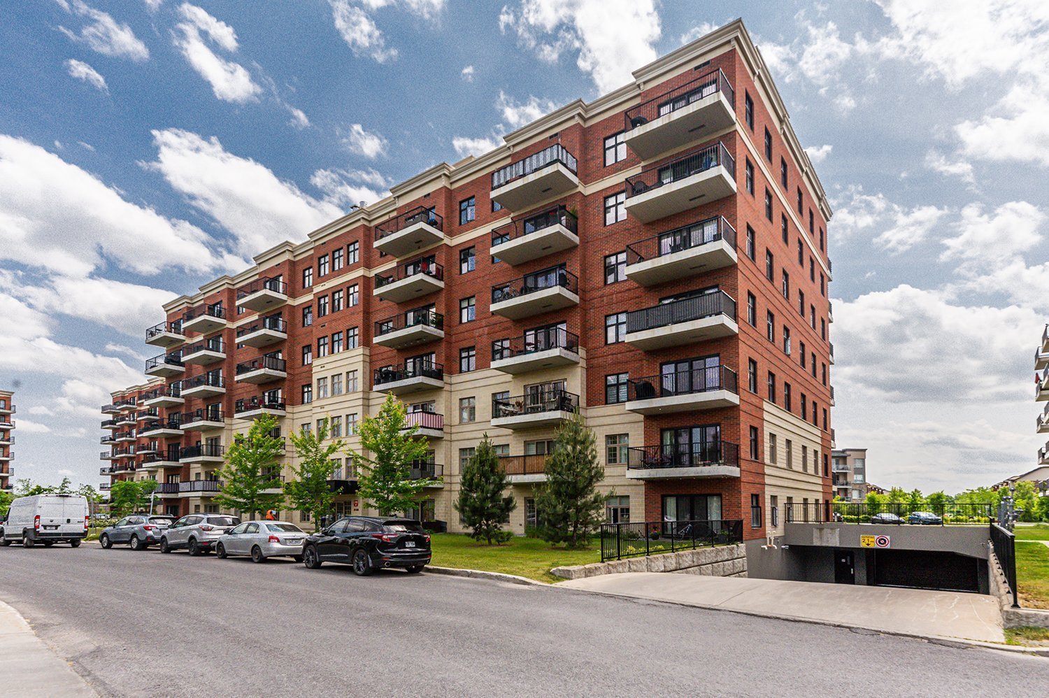 #105 - 9185 Rue Lennon