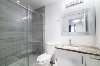 Salle de bains attenante à la CCP