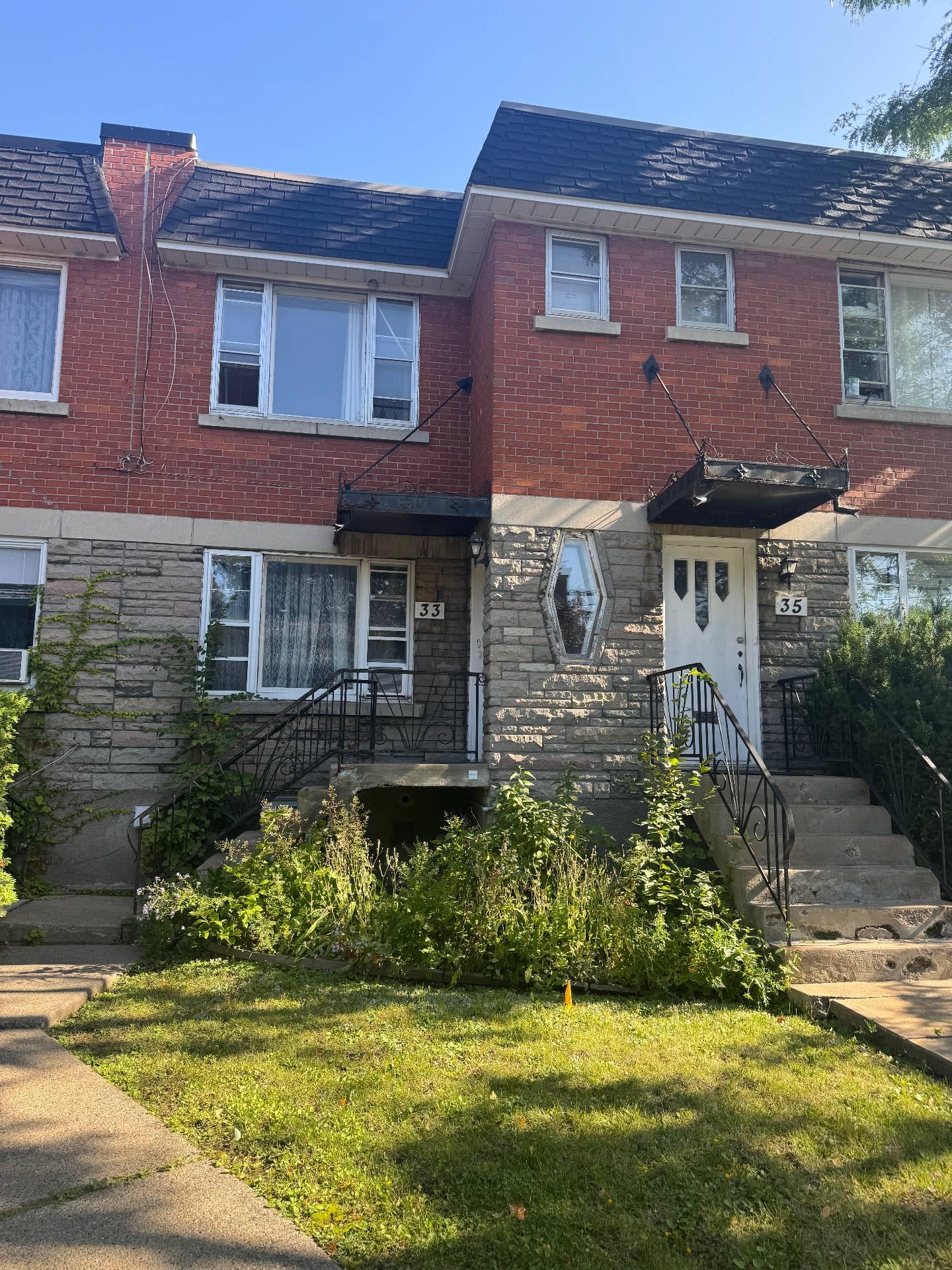 33 Av. Wolseley S.