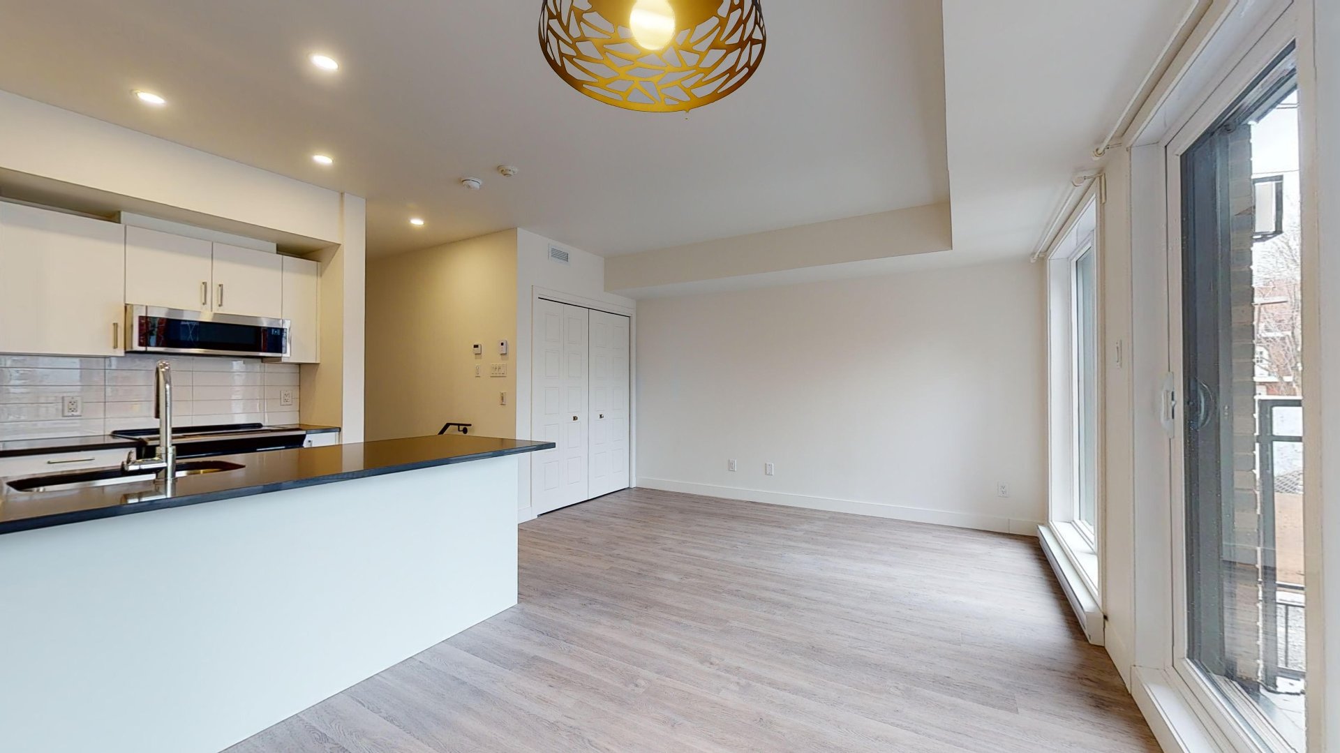 #A001 - 5555 Rue Wellington