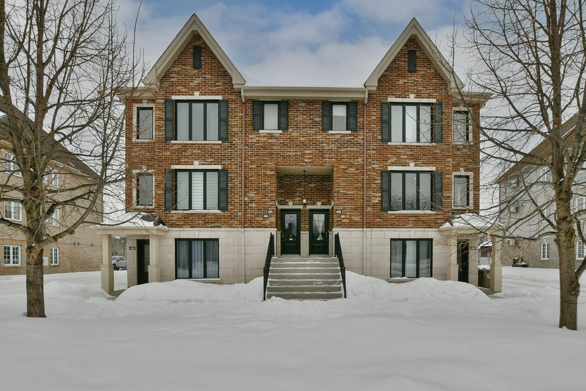 660 Rue Albert-Beaulieu