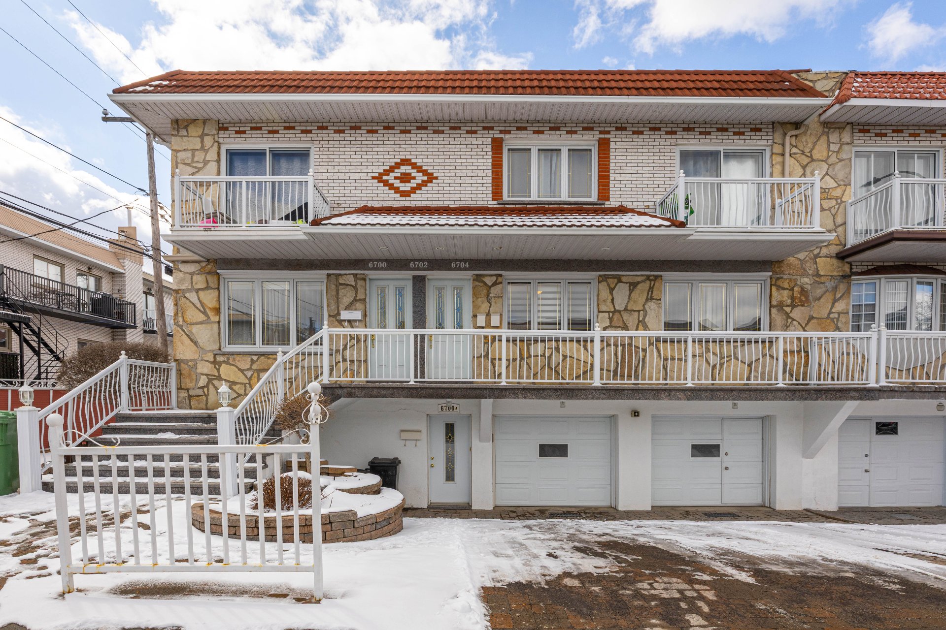 6700 Rue Pierre-Auger