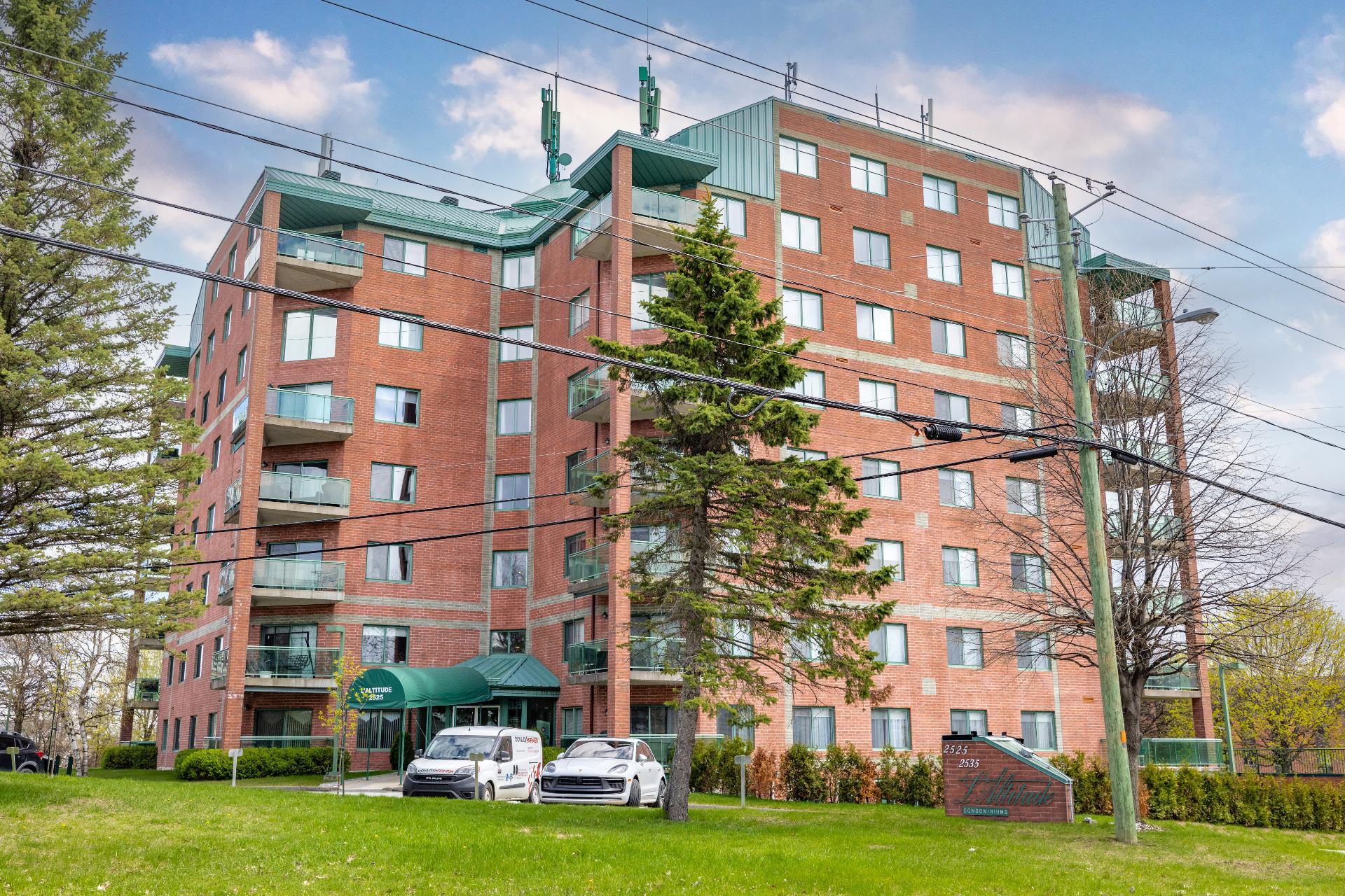 #103 - 2525 Rue Prospect