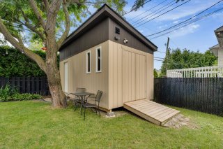 Shed