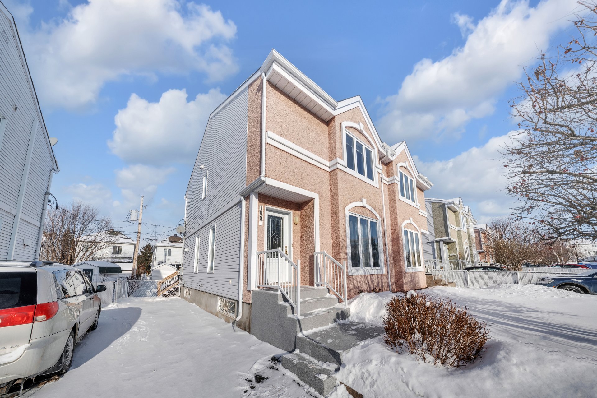 1001 Rue Ovila-Forget