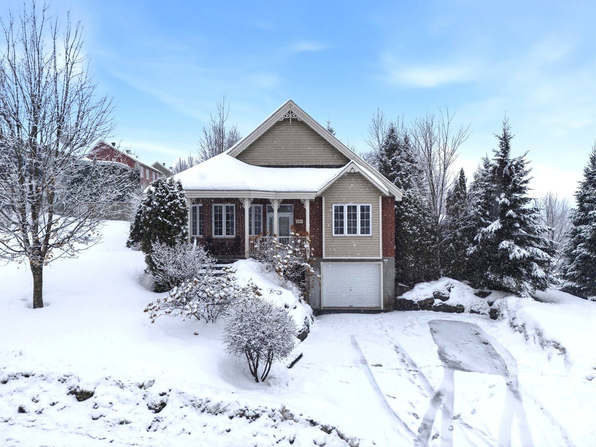 265 Rue Rolland-Dion