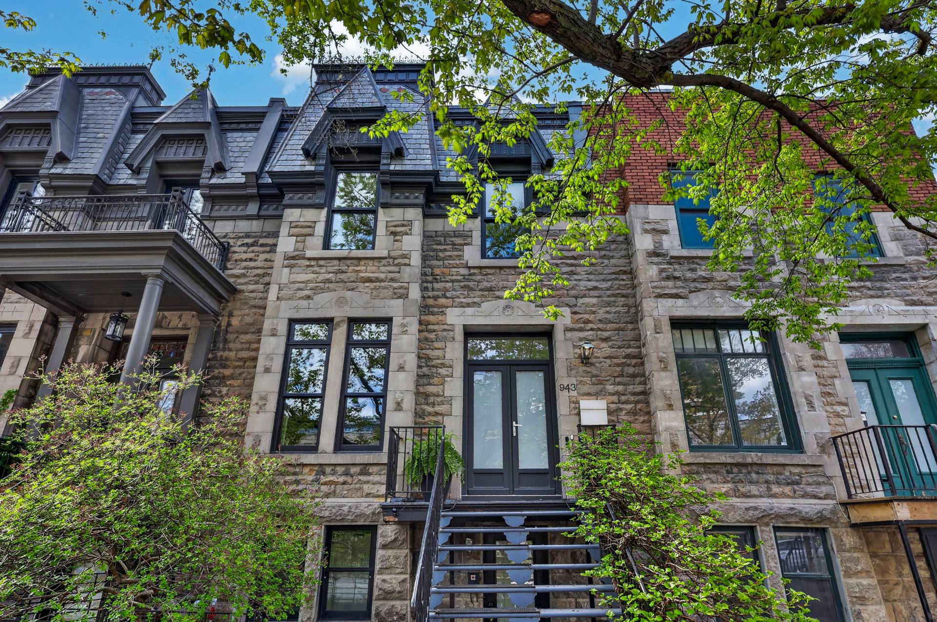 941 Rue Cherrier