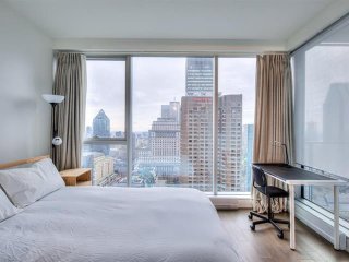 #2802 - 1155 Rue de la Montagne