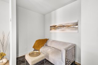 Den