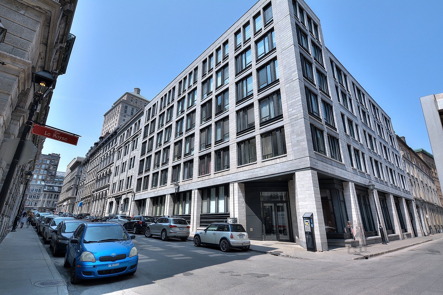 #602 - 425 Rue Ste-Hélène