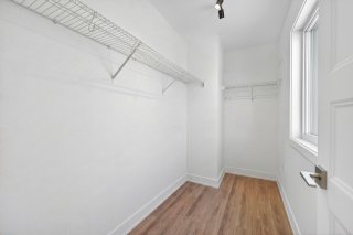 Walk-in closet