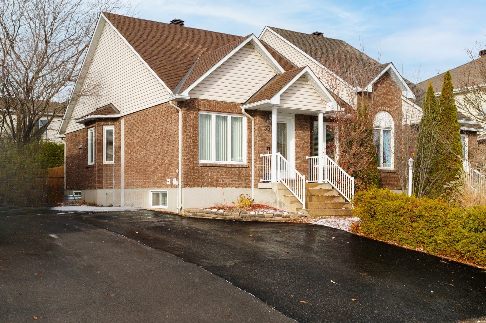 359 Boul. des Trembles