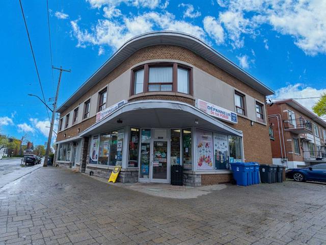 1401 Rue Poirier