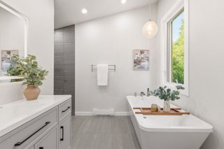 Ensuite bathroom