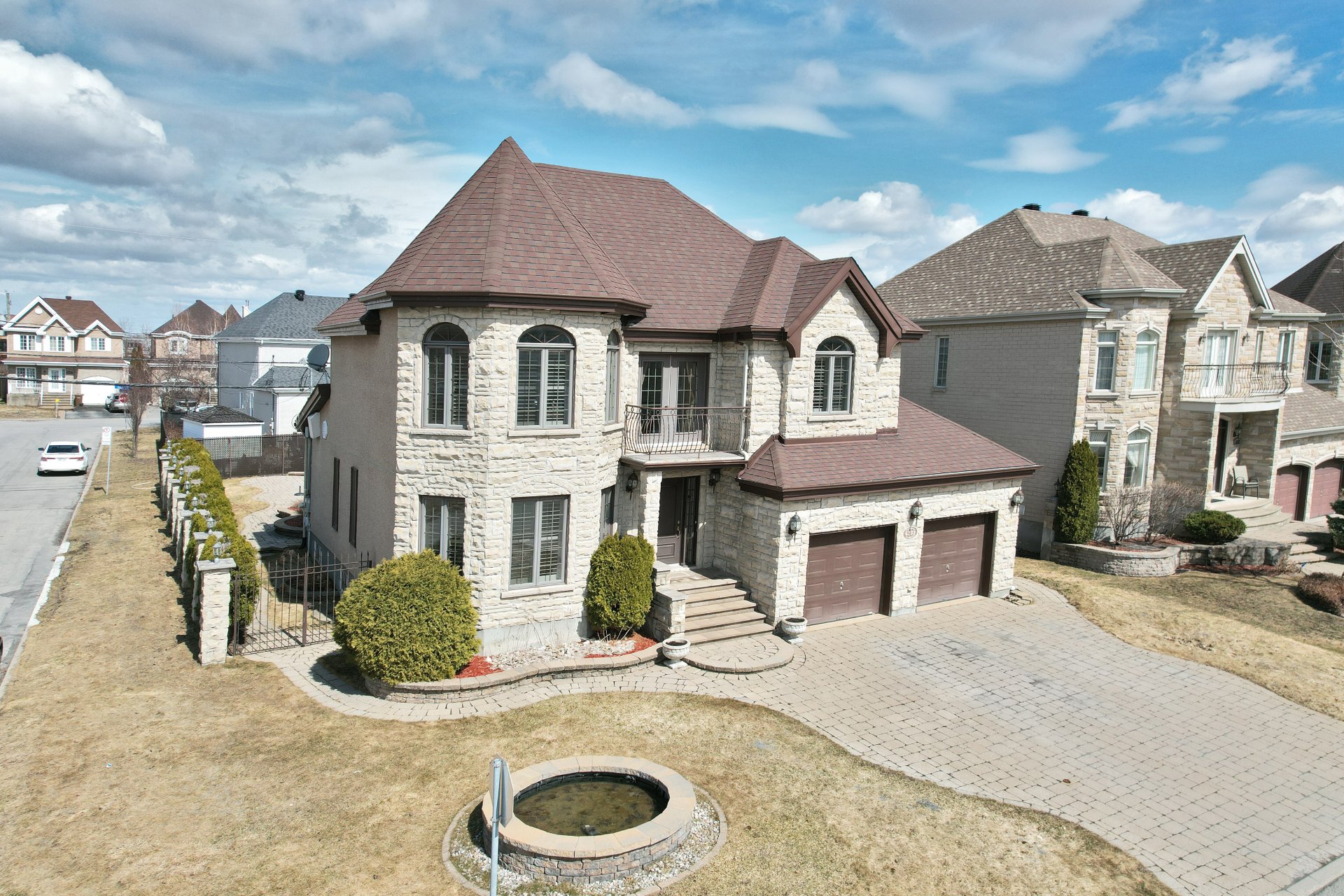 6233 Rue des Bécasseaux