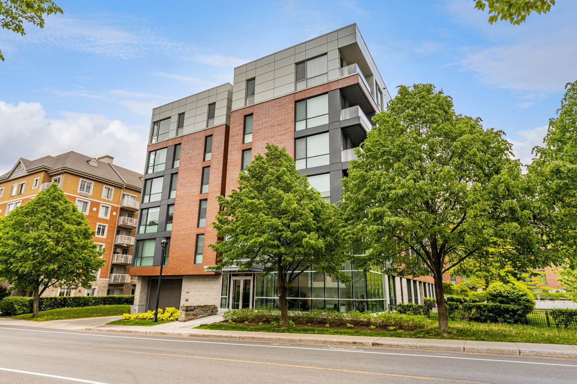 #603 - 2480 Rue des Nations