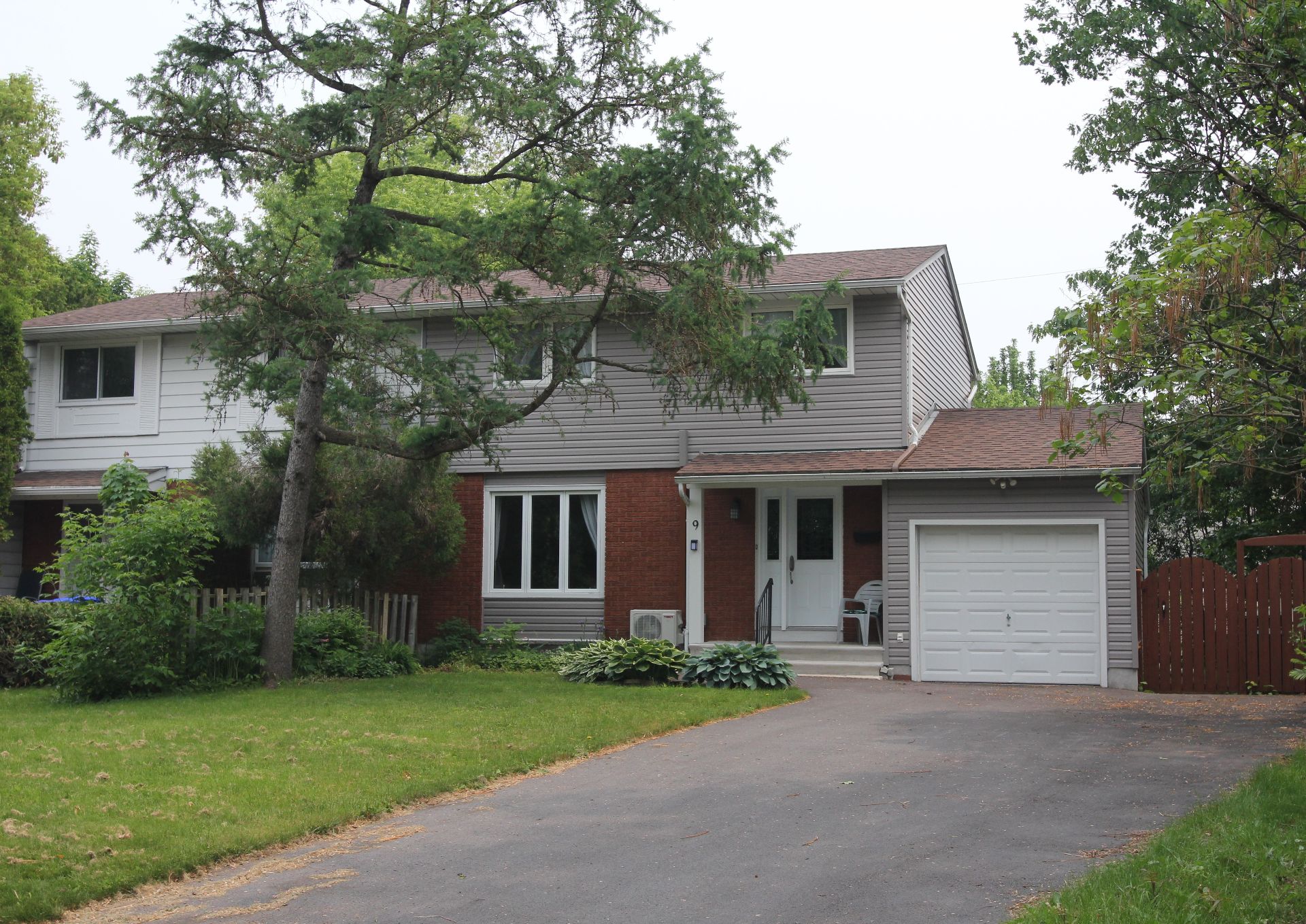 9 Rue de Louisbourg