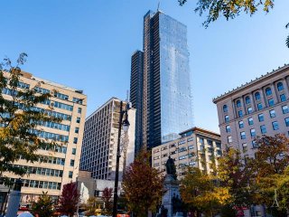 #4802 - 1205 Place Phillips