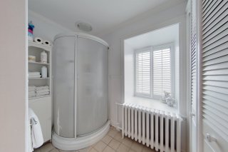 Salle de bains attenante à la CCP