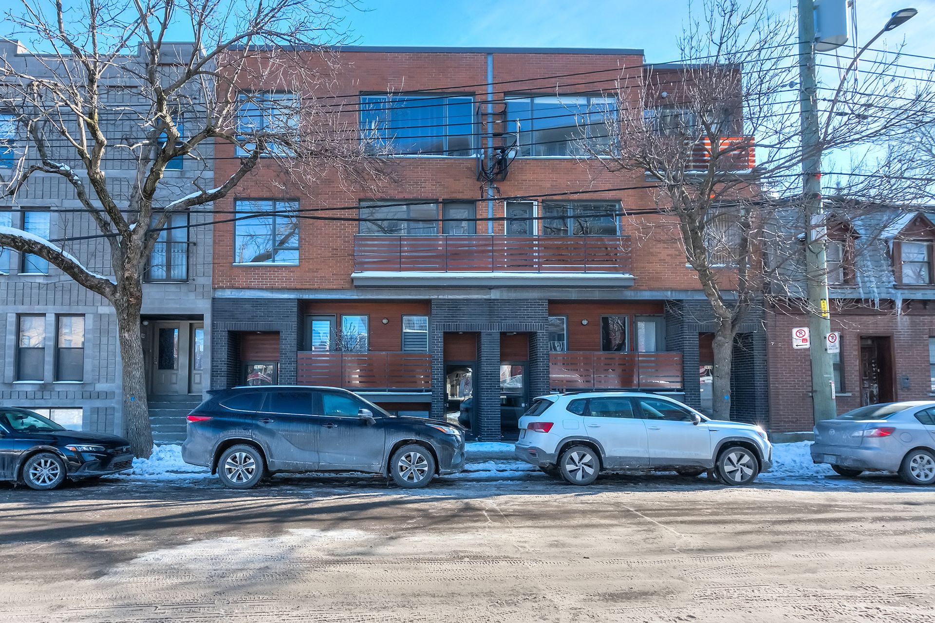 #201 - 2630 Rue de Châteauguay