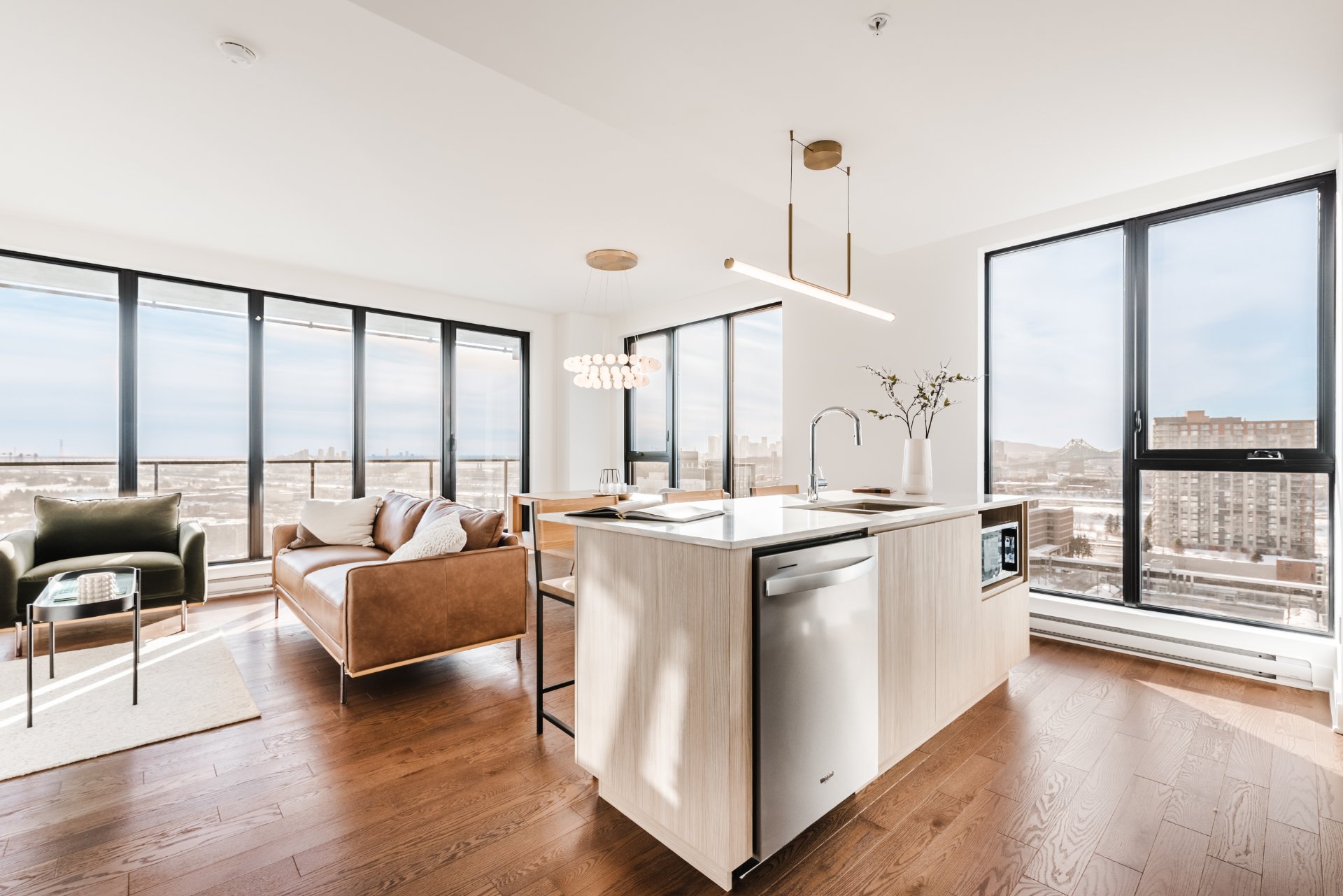 #1801 - 200 Rue Marie-Charles-Le Moyne