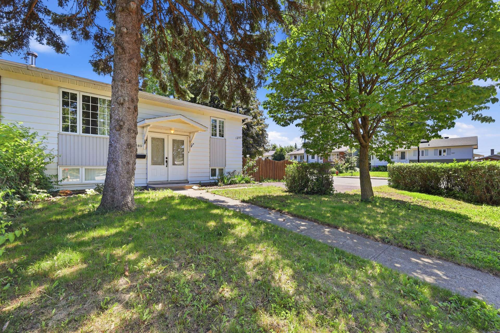1280 Rue Bolduc — photo 3