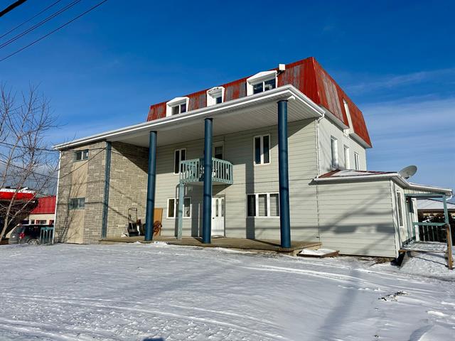 1211 Boul. Jacques-Cartier