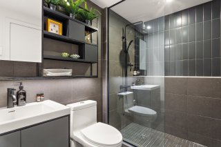 Salle de bains attenante à la CCP