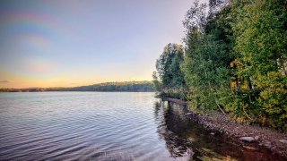 Accès au plan d'eau