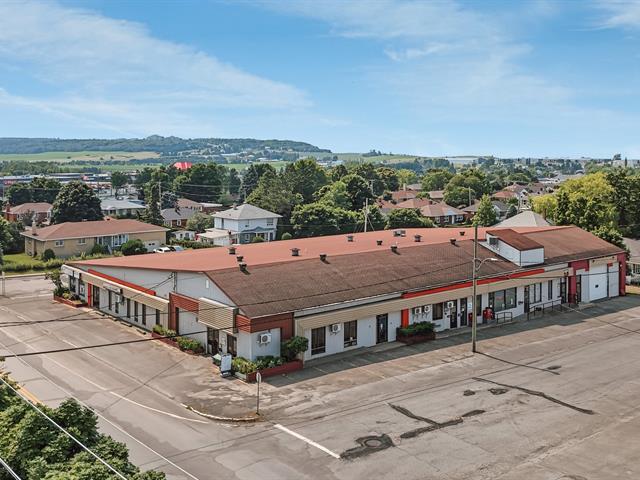 30 Av. des Fusiliers E.