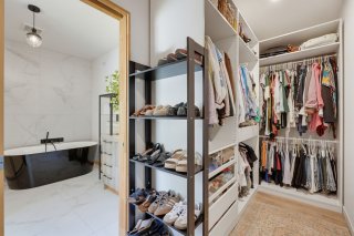 Walk-in closet