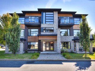 #202 - 1170 Rue Sancerre