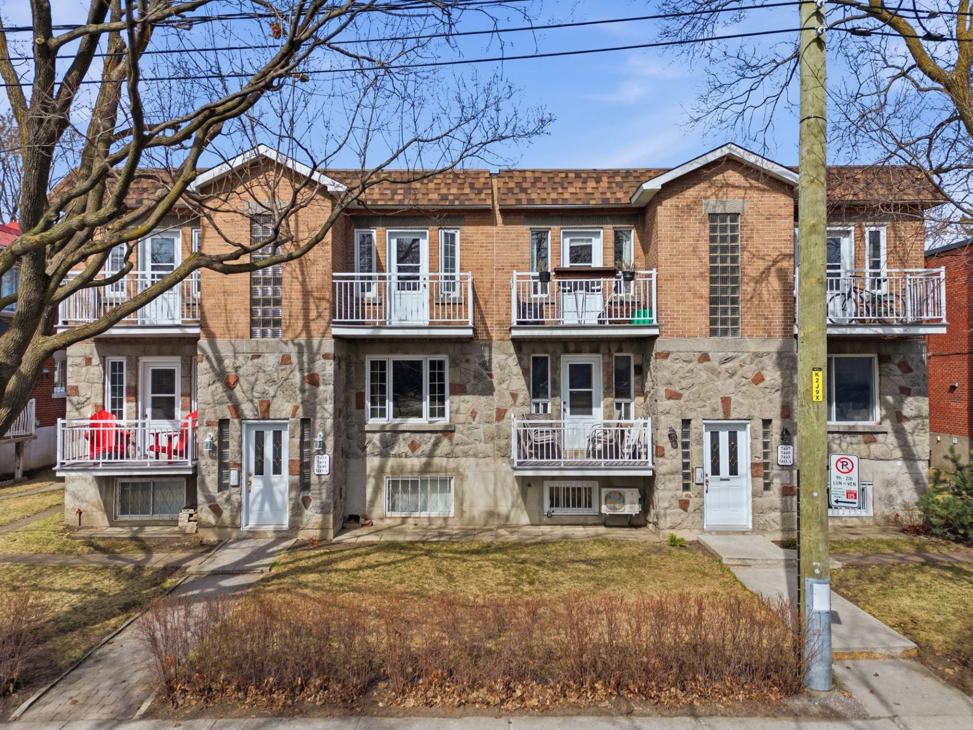 7443 Rue De Normanville