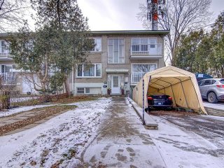 1776 Av. Pinewood
