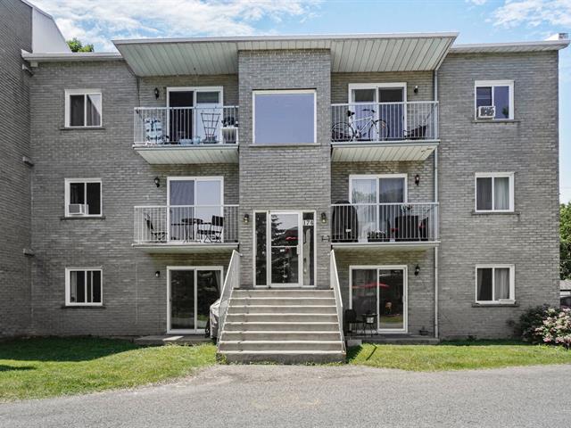 #4 - 174 Boul. Rousseau