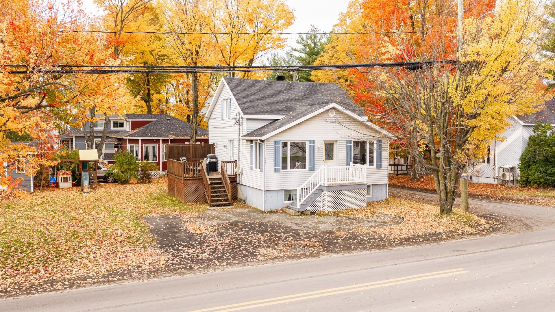 255 Rue Demers