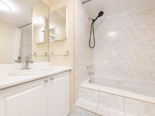 Ensuite bathroom