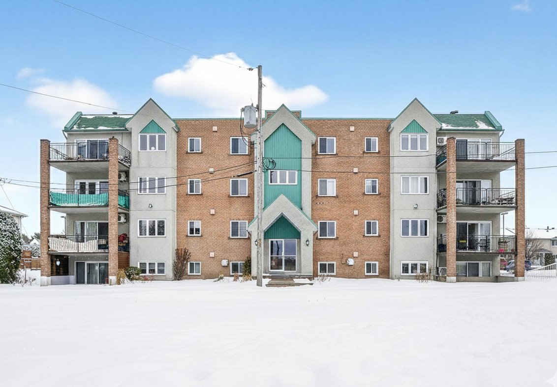 #21 - 489 Boul. le Bourg-Neuf